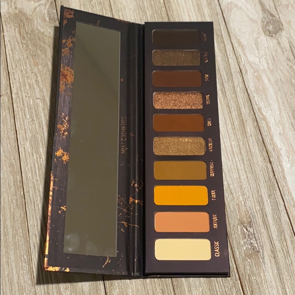 Melt Cosmetics Rust Palette